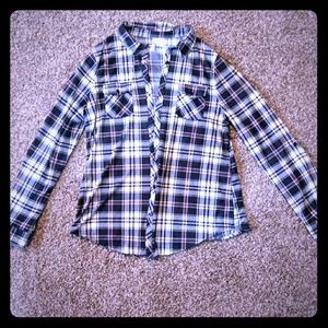 Long sleeved plaid button up t-shirt
